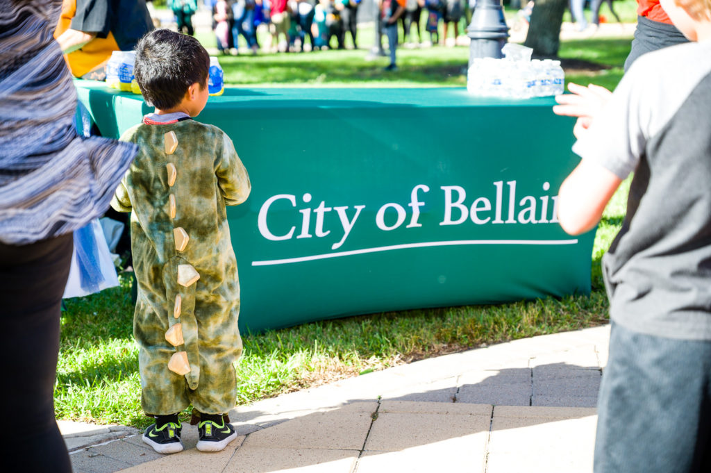 3182-Bellaire-PumpkinHunt-011.NEF  Houston Commercial Architectural Photographer Dee Zunker