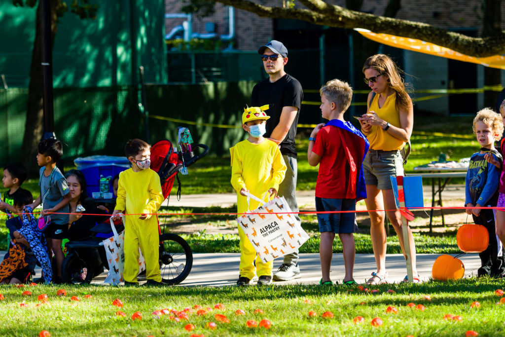 3182-Bellaire-PumpkinHunt-016.NEF  Houston Commercial Architectural Photographer Dee Zunker