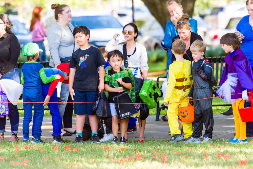 3182-Bellaire-PumpkinHunt-019.NEF  Houston Commercial Architectural Photographer Dee Zunker