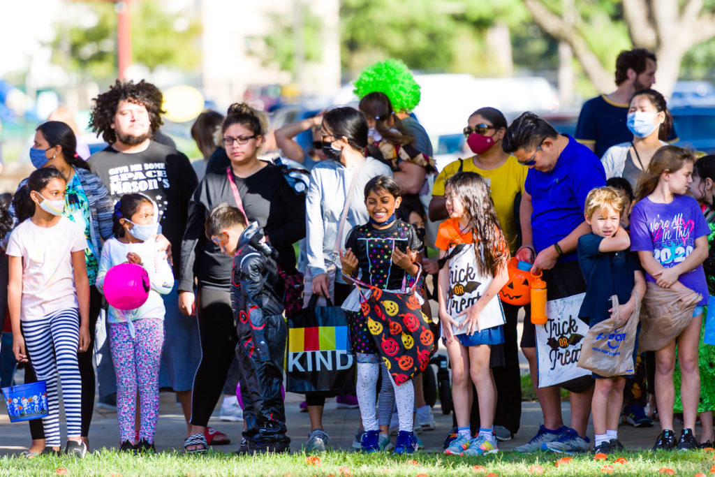 3182-Bellaire-PumpkinHunt-022.NEF  Houston Commercial Architectural Photographer Dee Zunker