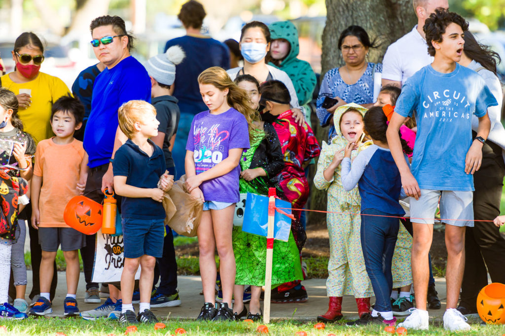 3182-Bellaire-PumpkinHunt-025.NEF  Houston Commercial Architectural Photographer Dee Zunker