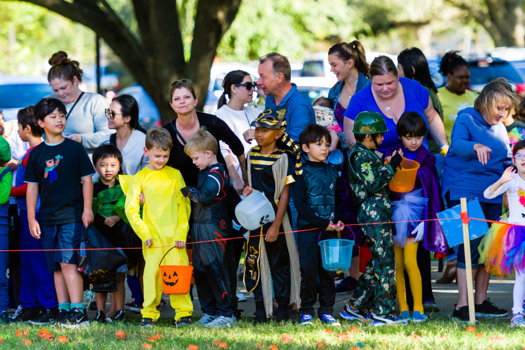 3182-Bellaire-PumpkinHunt-037.NEF  Houston Commercial Architectural Photographer Dee Zunker