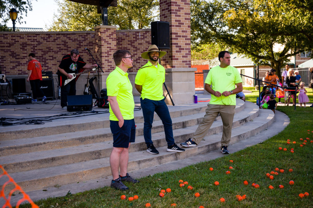 3182-Bellaire-PumpkinHunt-042.NEF  Houston Commercial Architectural Photographer Dee Zunker