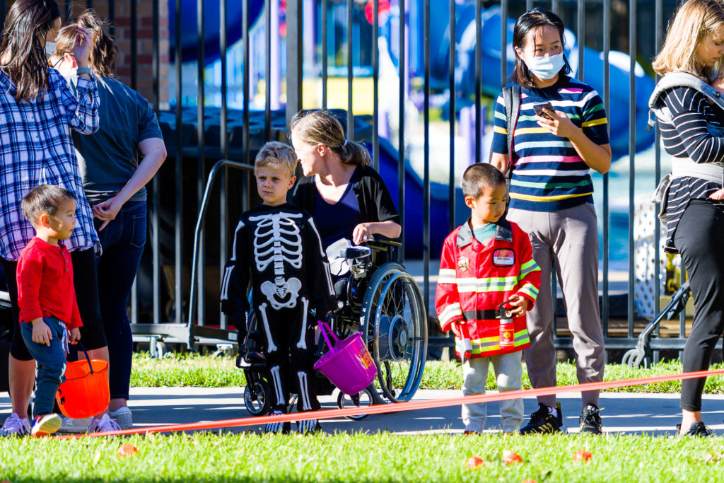 3182-Bellaire-PumpkinHunt-061.NEF  Houston Commercial Architectural Photographer Dee Zunker