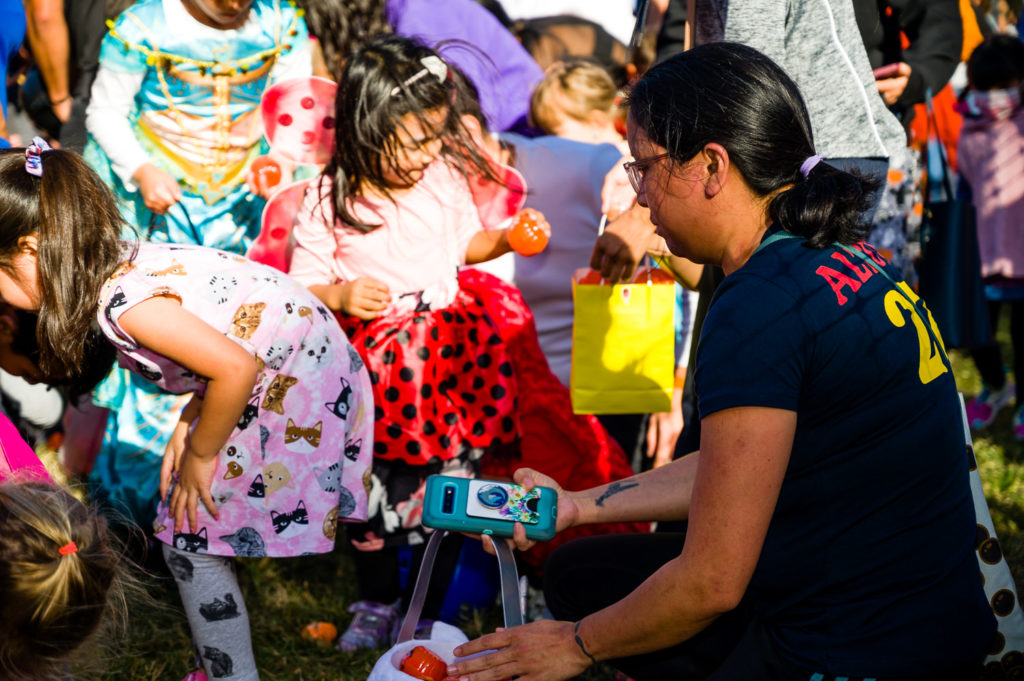 3182-Bellaire-PumpkinHunt-098.NEF  Houston Commercial Architectural Photographer Dee Zunker