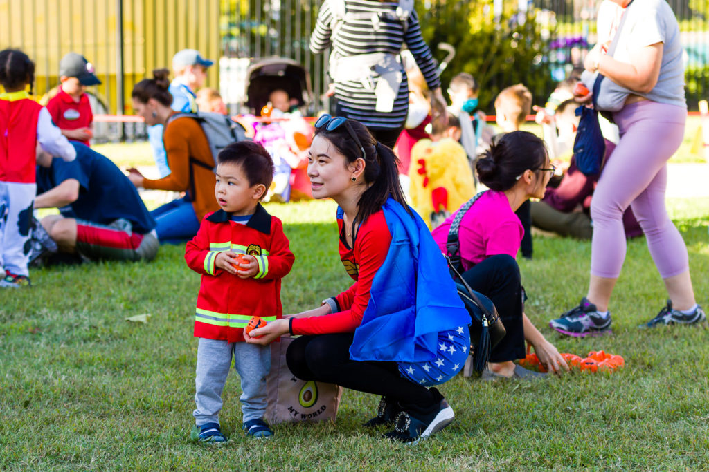 3182-Bellaire-PumpkinHunt-113.NEF  Houston Commercial Architectural Photographer Dee Zunker