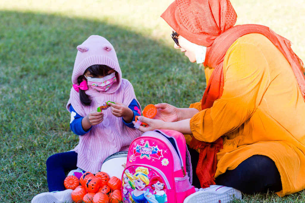 3182-Bellaire-PumpkinHunt-120.NEF  Houston Commercial Architectural Photographer Dee Zunker