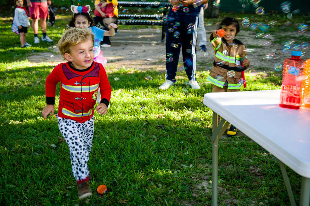 3182-Bellaire-PumpkinHunt-146.NEF  Houston Commercial Architectural Photographer Dee Zunker