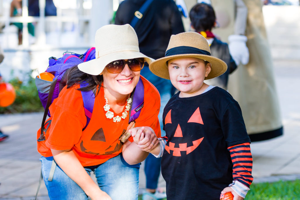 3182-Bellaire-PumpkinHunt-149.NEF  Houston Commercial Architectural Photographer Dee Zunker