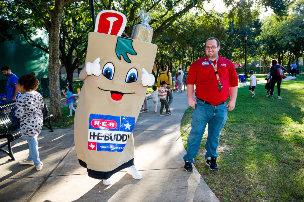 3182-Bellaire-PumpkinHunt-164.NEF  Houston Commercial Architectural Photographer Dee Zunker