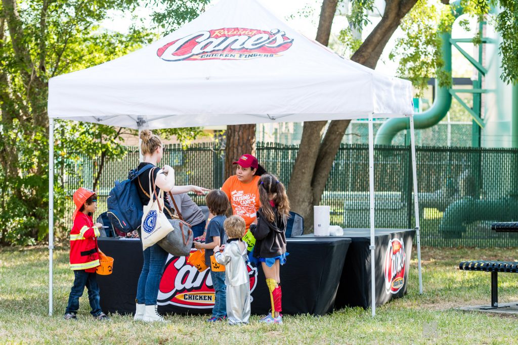 3382-Bellaire-PumpkinHunt2022-002.NEF  Houston Commercial Architectural Photographer Dee Zunker