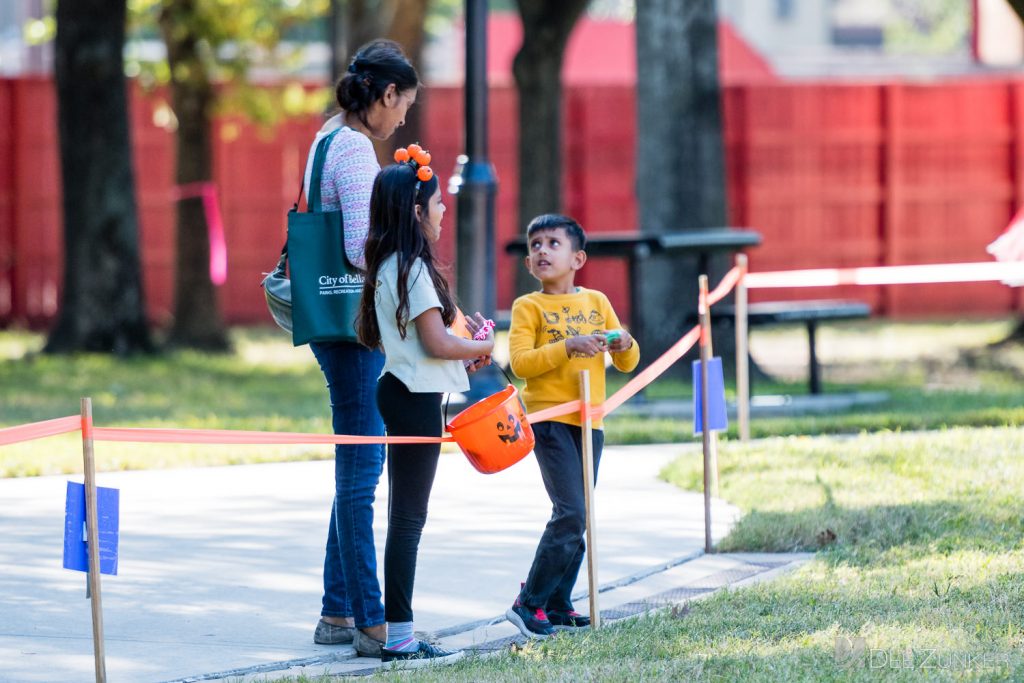 3382-Bellaire-PumpkinHunt2022-009.NEF  Houston Commercial Architectural Photographer Dee Zunker