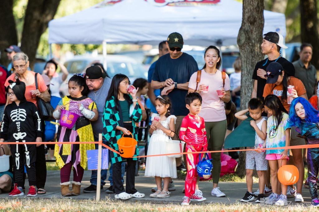 3382-Bellaire-PumpkinHunt2022-030.NEF  Houston Commercial Architectural Photographer Dee Zunker