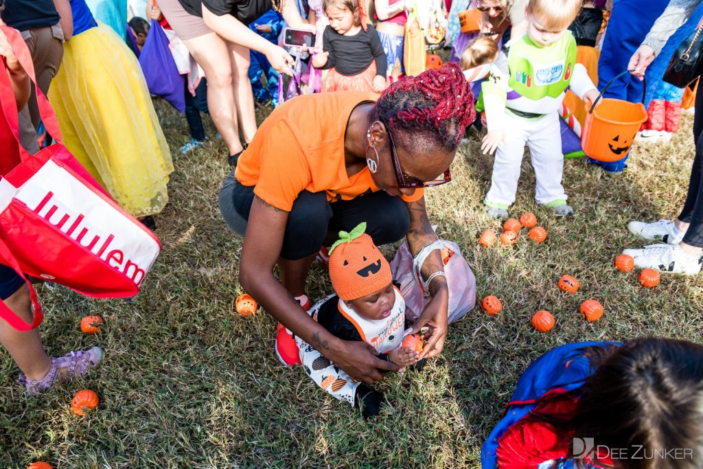 3382-Bellaire-PumpkinHunt2022-075.NEF  Houston Commercial Architectural Photographer Dee Zunker