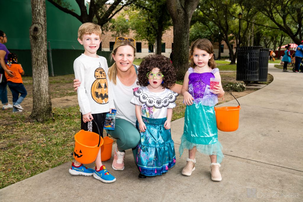 3382-Bellaire-PumpkinHunt2022-109.NEF  Houston Commercial Architectural Photographer Dee Zunker