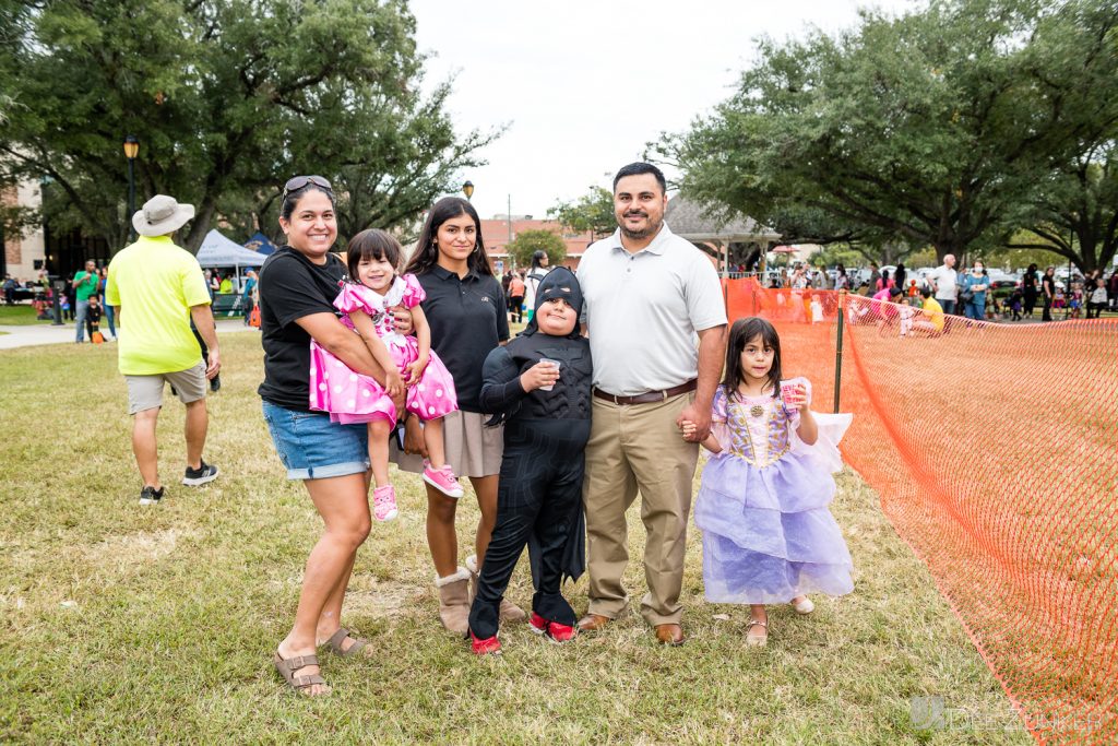 3382-Bellaire-PumpkinHunt2022-118.NEF  Houston Commercial Architectural Photographer Dee Zunker