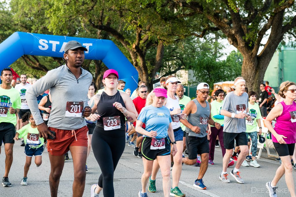 3420-Bellaire-TrolleyRun2023-031.NEF  Houston Commercial Architectural Photographer Dee Zunker