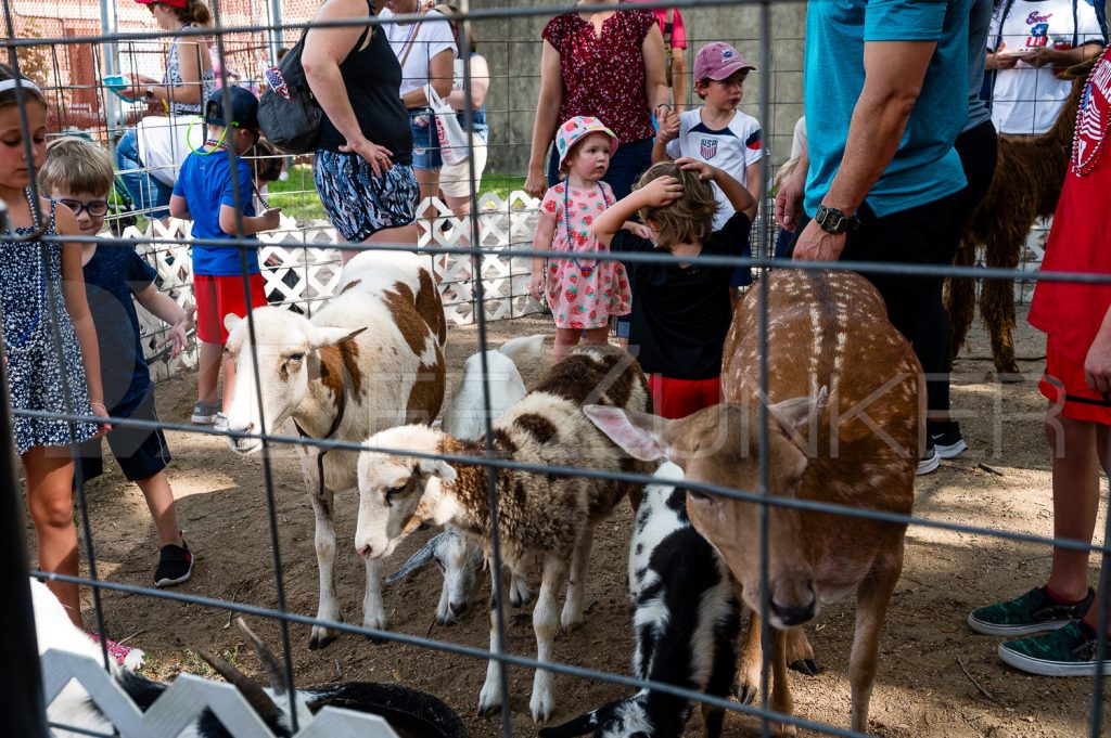 2023-Bellaire-July4thParadeFestival-255.NEF  Houston Commercial Architectural Photographer Dee Zunker