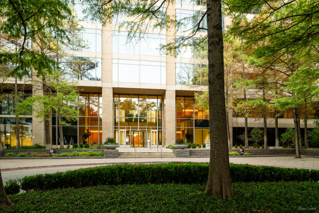 3488-LinkLogistics-13727Noel-Dallas-003.NEF  Houston Commercial Architectural Photographer Dee Zunker