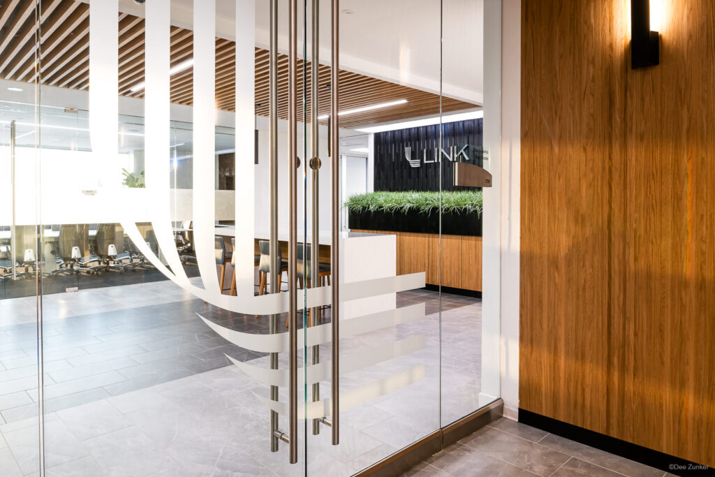 3488-LinkLogistics-13727Noel-Dallas-004.tif  Houston Commercial Architectural Photographer Dee Zunker