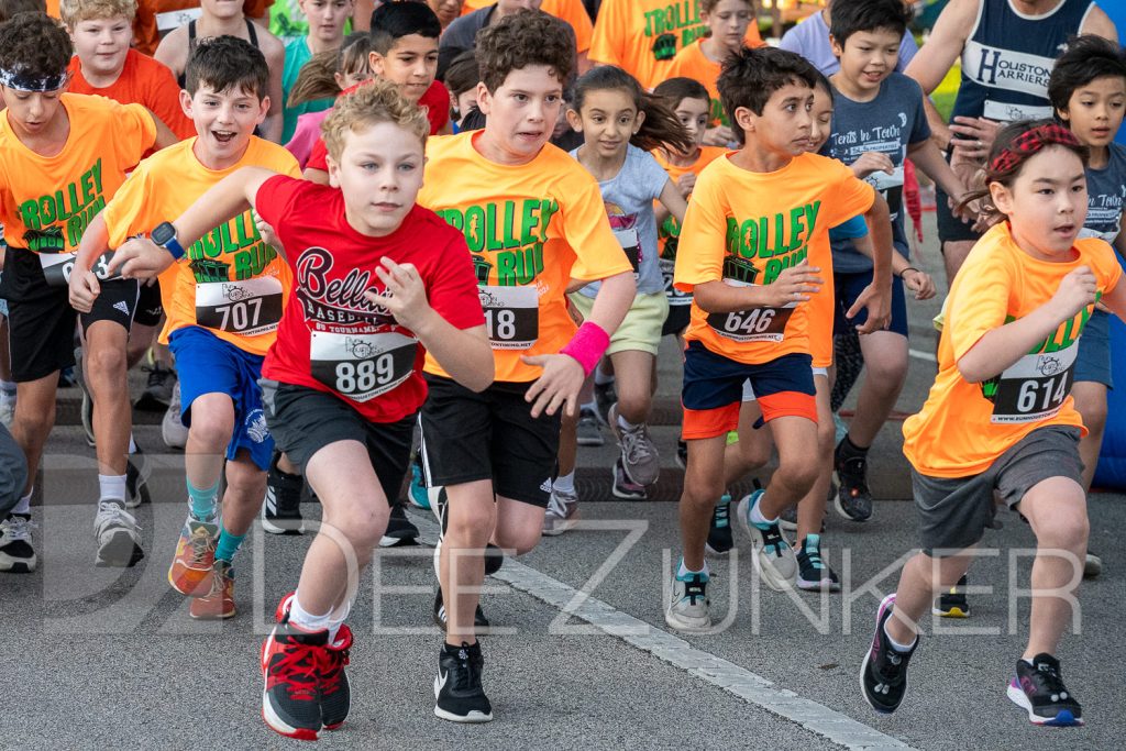 Bellaire-TrolleyRun2024-1mile-012.NEF  Houston Commercial Architectural Photographer Dee Zunker