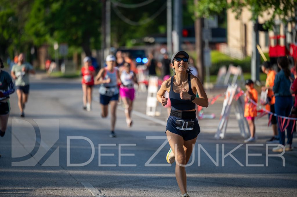 Bellaire-TrolleyRun2024-5Krun-358.NEF  Houston Commercial Architectural Photographer Dee Zunker