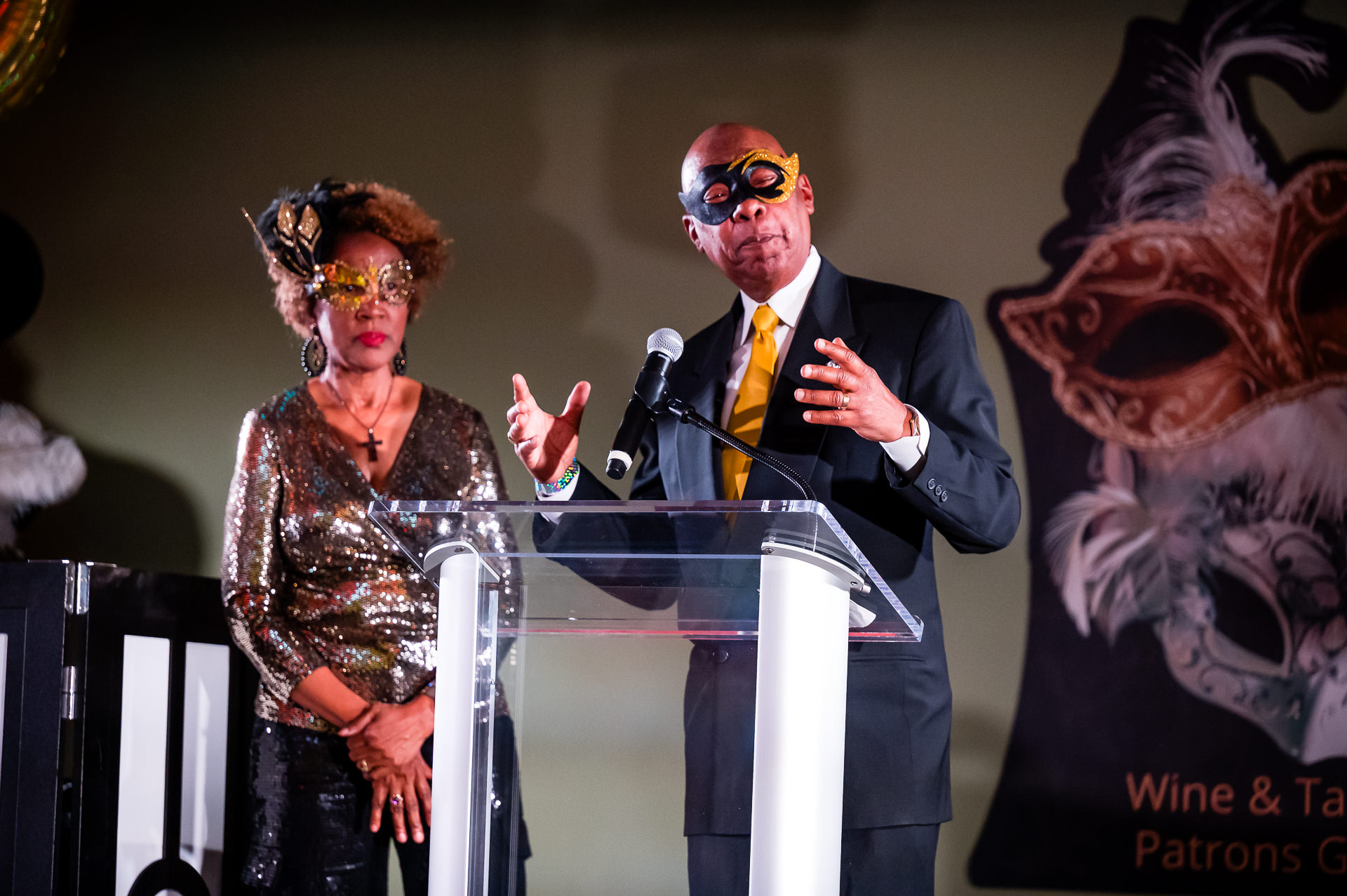 Speakers at the podium during the Patrons of Bellaire Parks Wine and Tapas Gala fundraiser Bellaire, TX