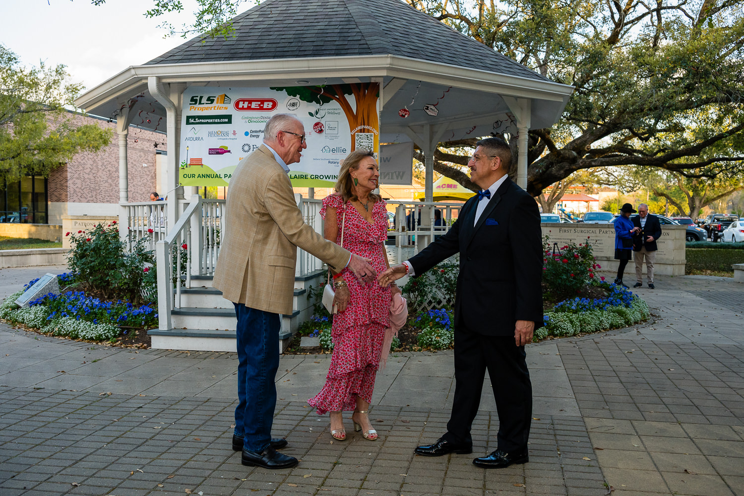 4215-BellaireParks-WineTappas-015.NEF  Houston Commercial Architectural Photographer Dee Zunker