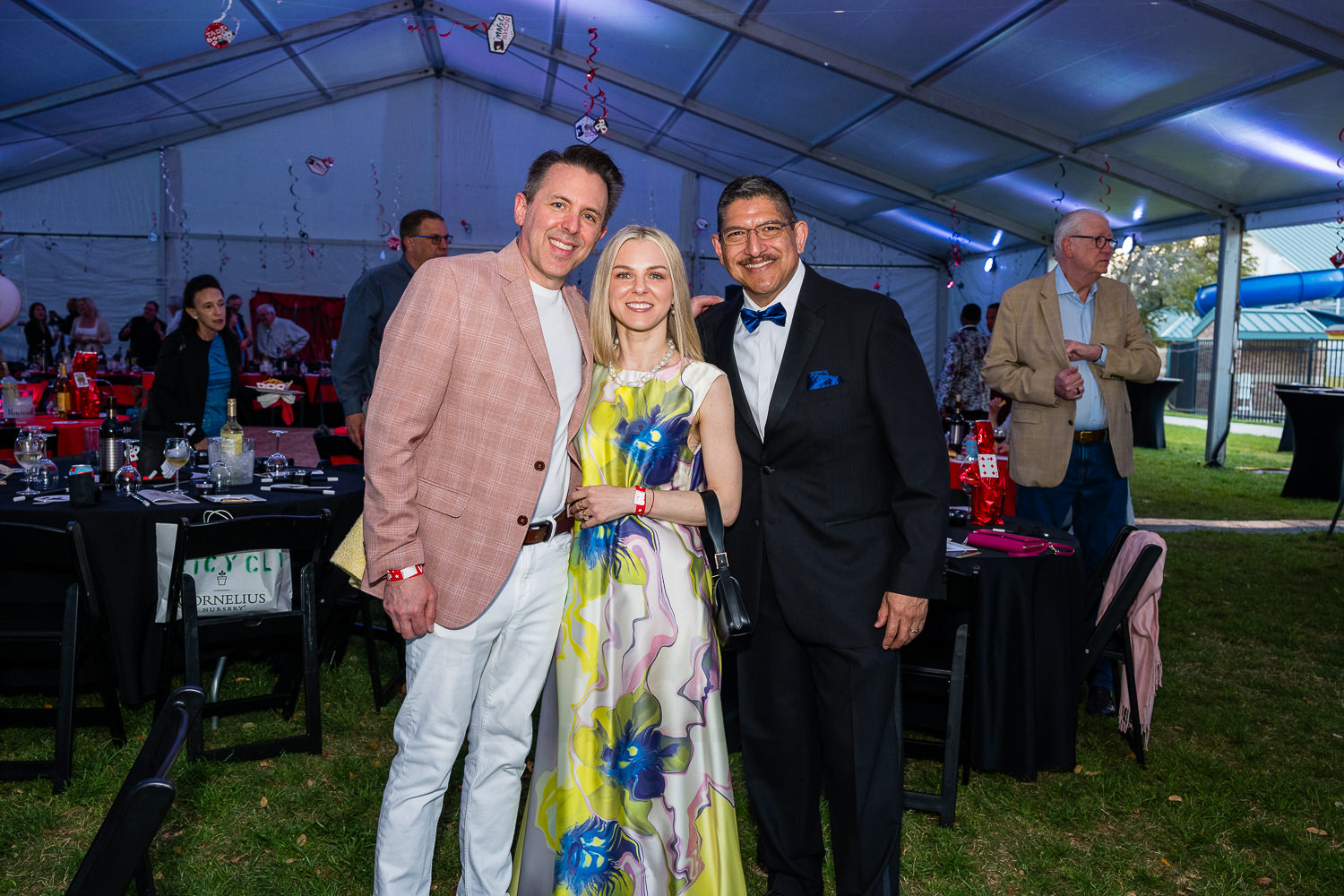 4215-BellaireParks-WineTappas-035.NEF  Houston Commercial Architectural Photographer Dee Zunker