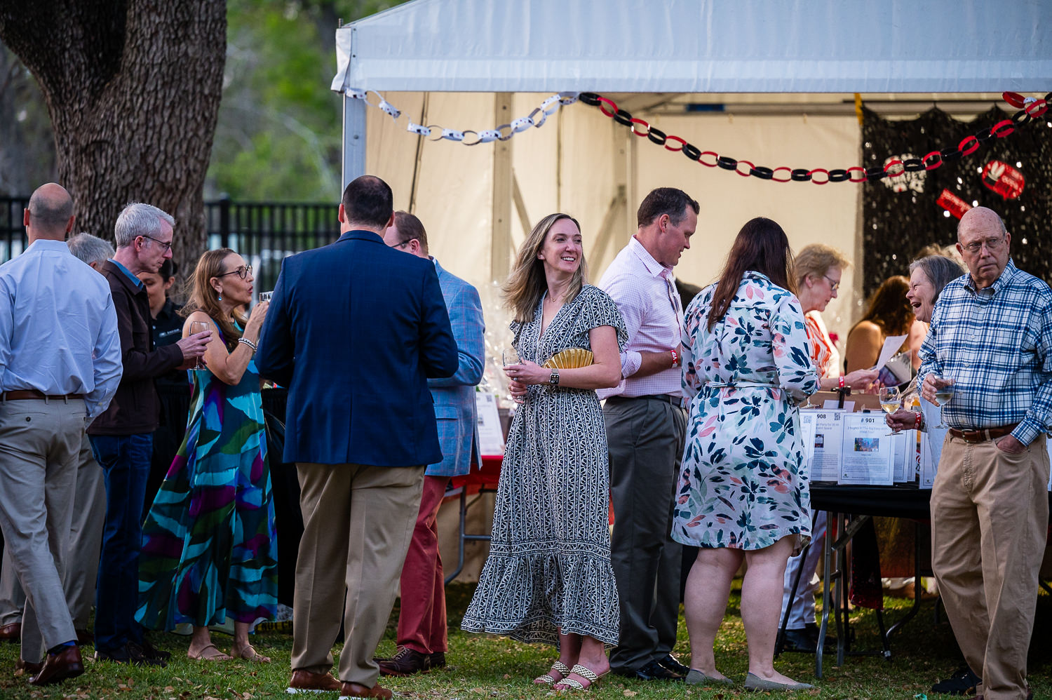 4215-BellaireParks-WineTappas-047.NEF  Houston Commercial Architectural Photographer Dee Zunker