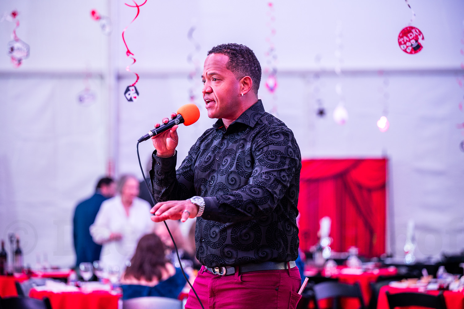 4215-BellaireParks-WineTappas-053.NEF  Houston Commercial Architectural Photographer Dee Zunker