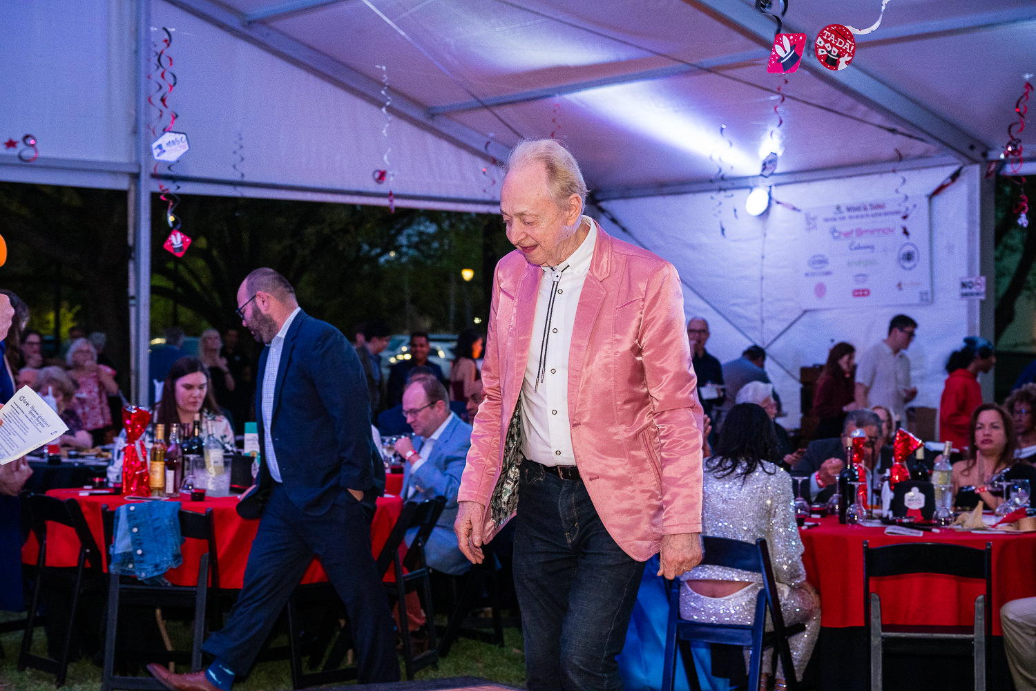 4215-BellaireParks-WineTappas-067.NEF  Houston Commercial Architectural Photographer Dee Zunker