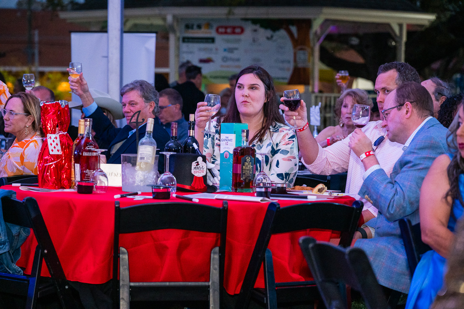 4215-BellaireParks-WineTappas-070.NEF  Houston Commercial Architectural Photographer Dee Zunker