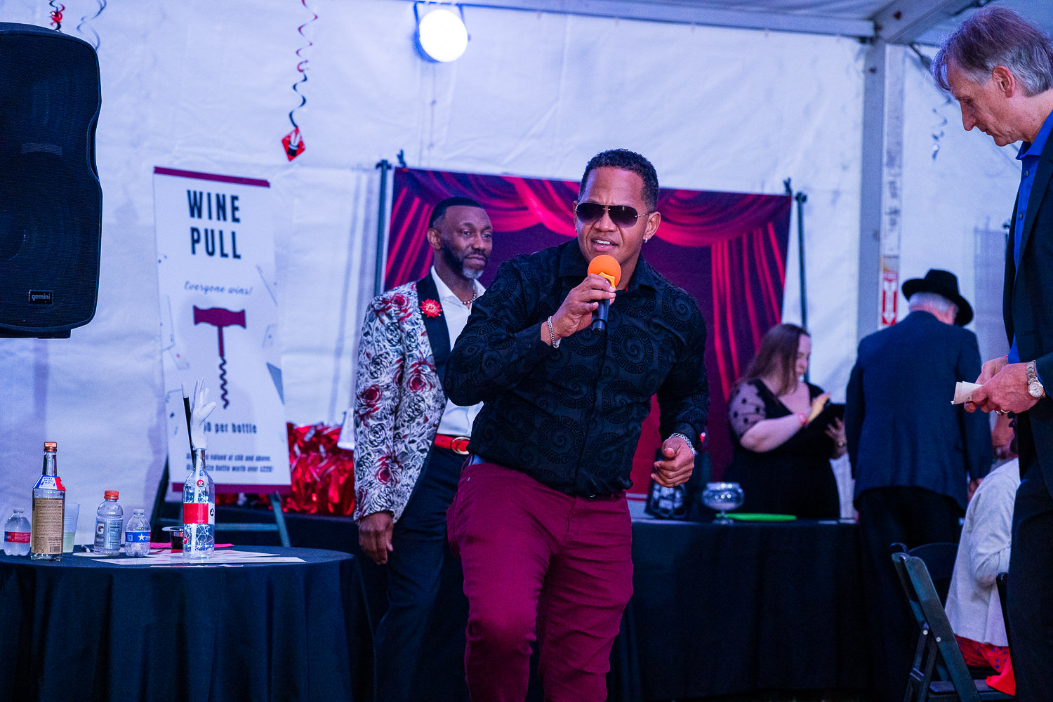 4215-BellaireParks-WineTappas-091.NEF  Houston Commercial Architectural Photographer Dee Zunker