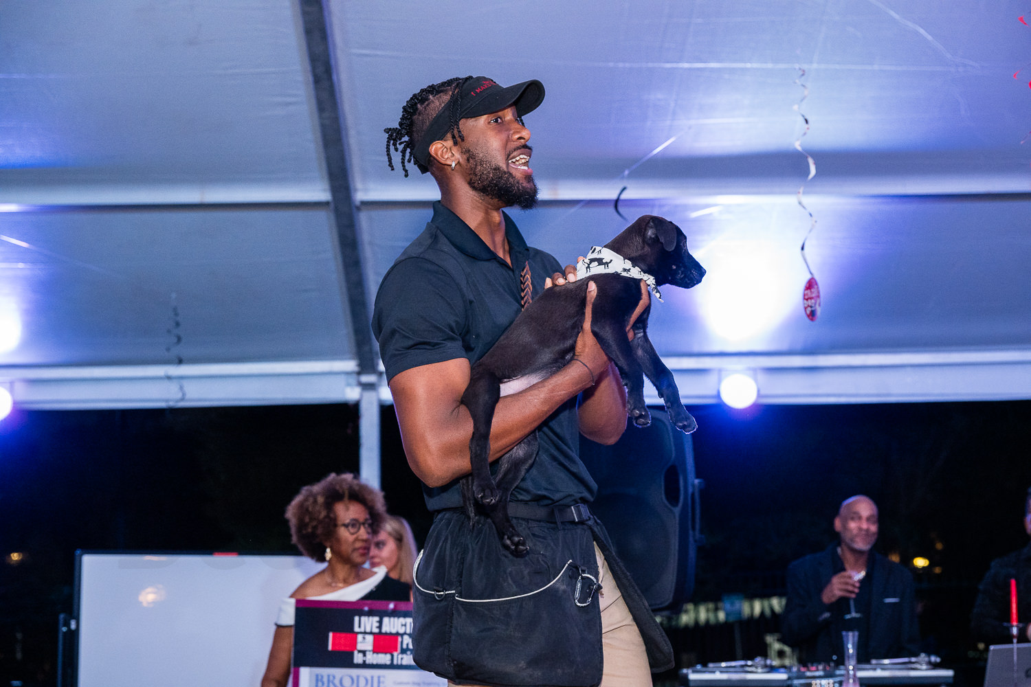 4215-BellaireParks-WineTappas-104.NEF  Houston Commercial Architectural Photographer Dee Zunker