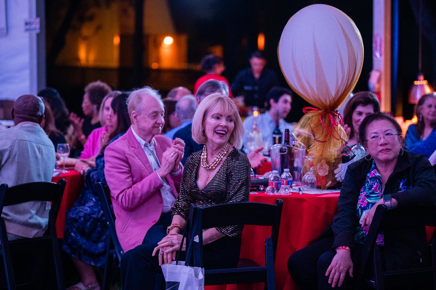 4215-BellaireParks-WineTappas-112.NEF  Houston Commercial Architectural Photographer Dee Zunker