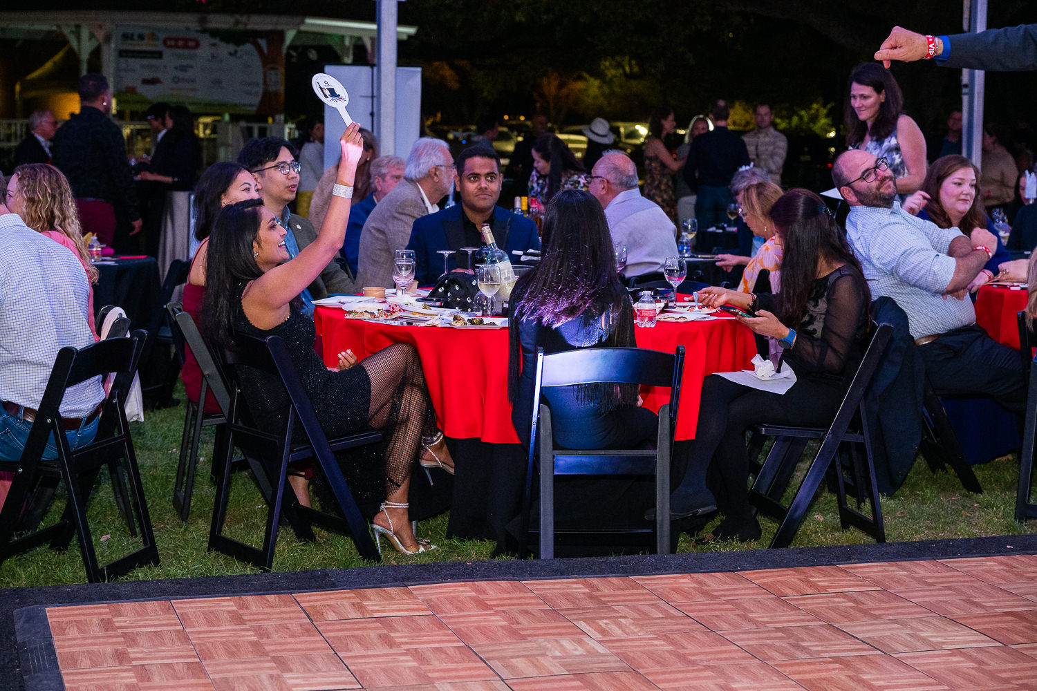 4215-BellaireParks-WineTappas-117.NEF  Houston Commercial Architectural Photographer Dee Zunker