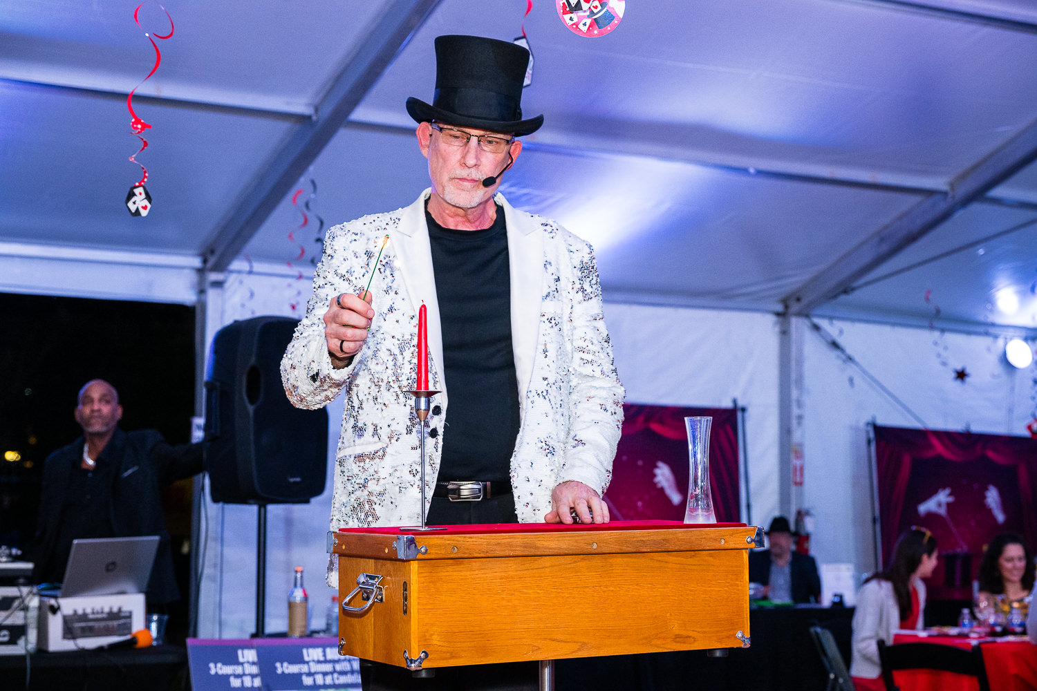 4215-BellaireParks-WineTappas-125.NEF  Houston Commercial Architectural Photographer Dee Zunker