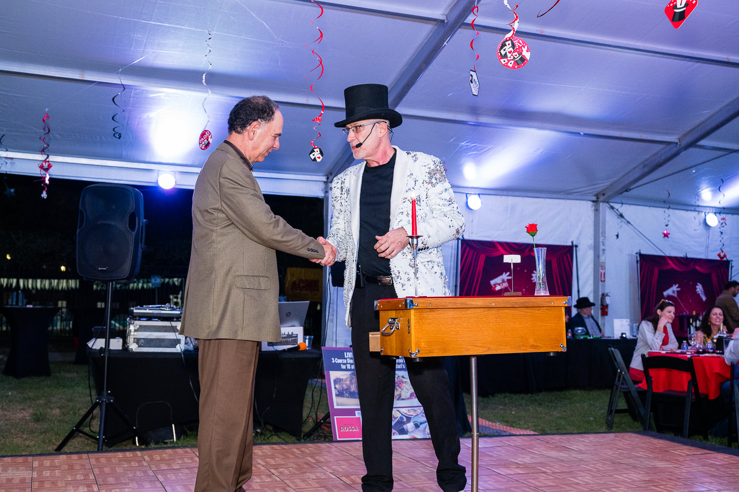 4215-BellaireParks-WineTappas-129.NEF  Houston Commercial Architectural Photographer Dee Zunker