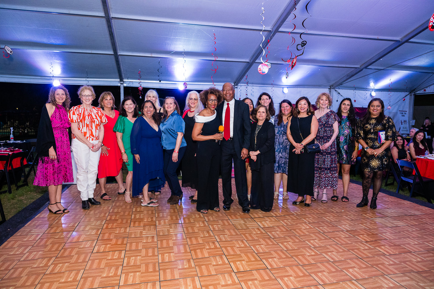 4215-BellaireParks-WineTappas-144.NEF  Houston Commercial Architectural Photographer Dee Zunker