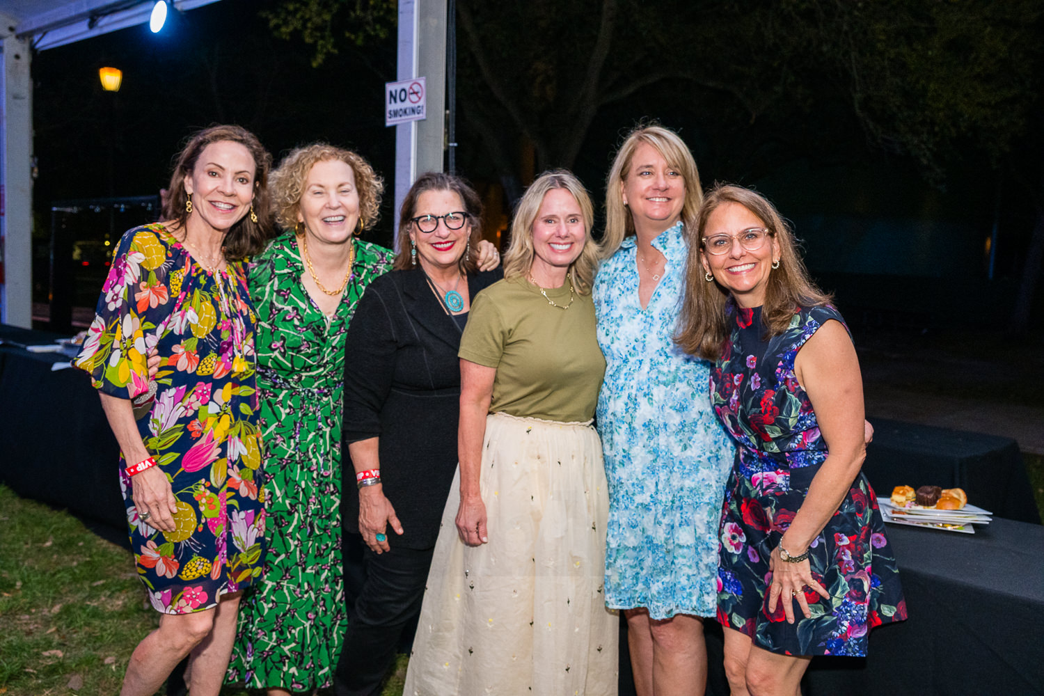 4215-BellaireParks-WineTappas-147.NEF  Houston Commercial Architectural Photographer Dee Zunker