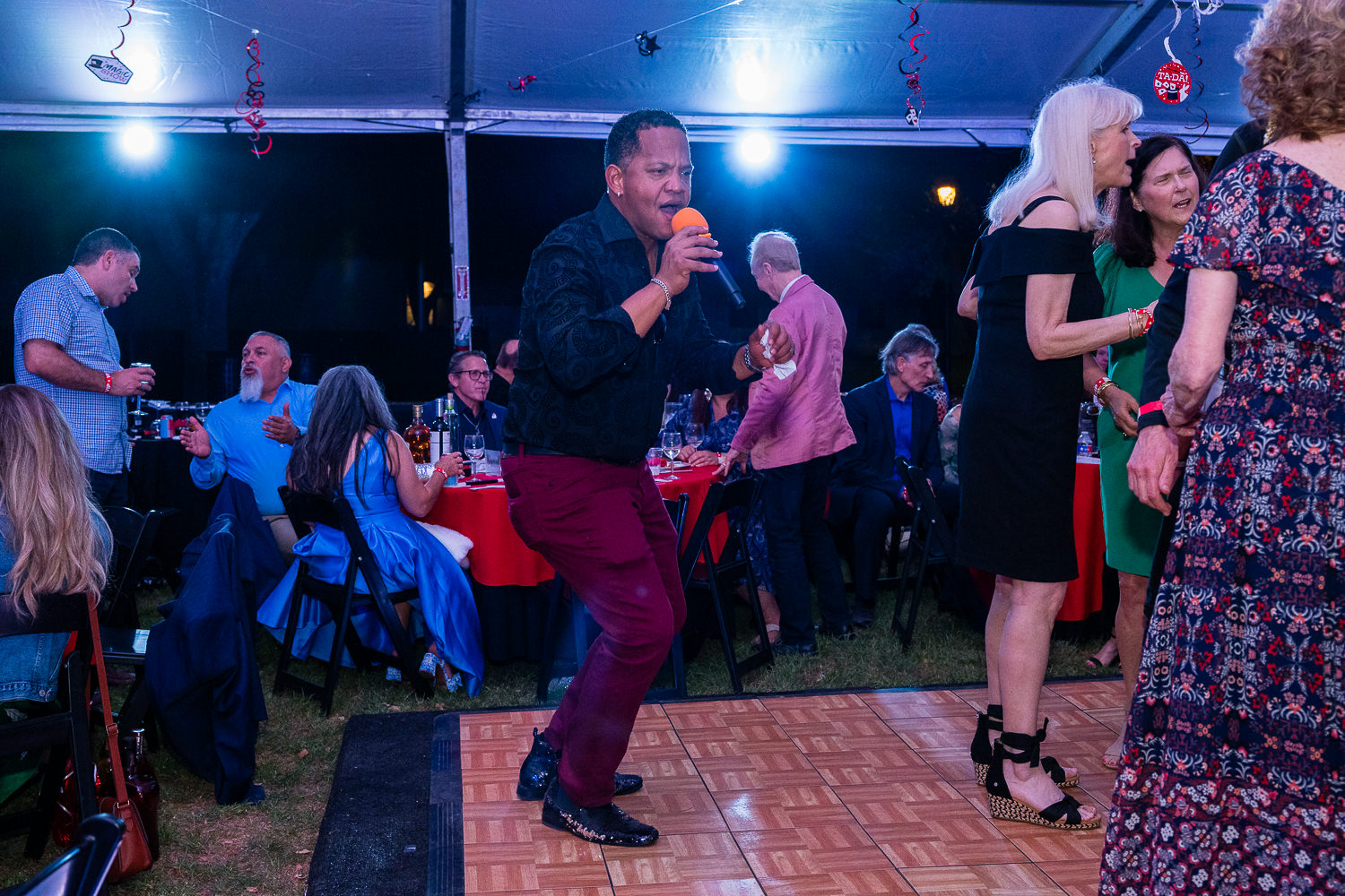 4215-BellaireParks-WineTappas-159.NEF  Houston Commercial Architectural Photographer Dee Zunker