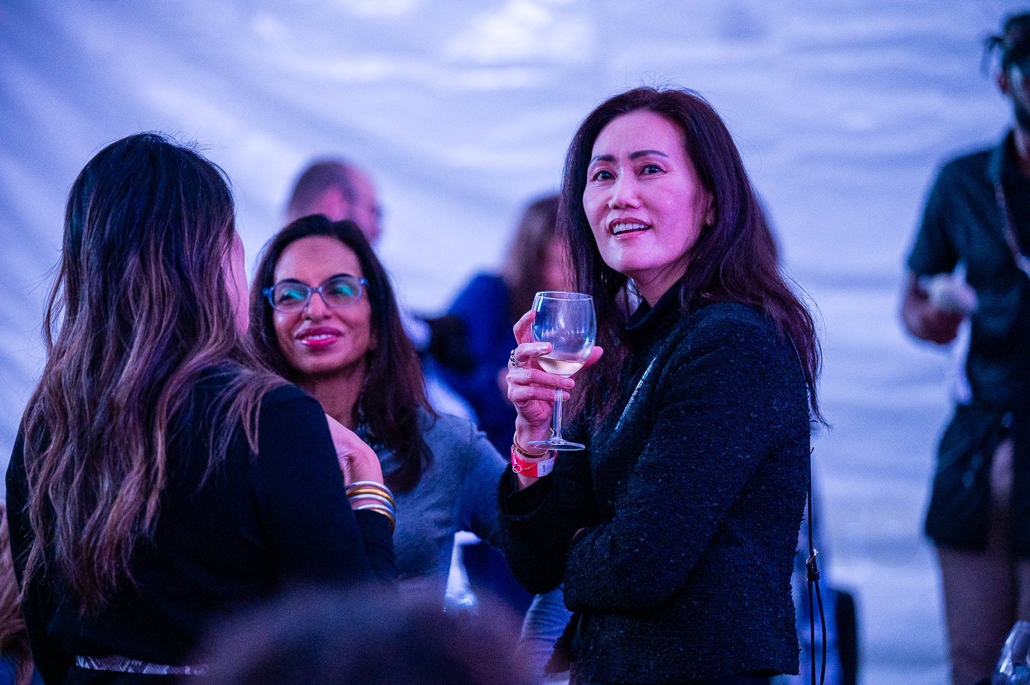 4215-BellaireParks-WineTappas-164.NEF  Houston Commercial Architectural Photographer Dee Zunker