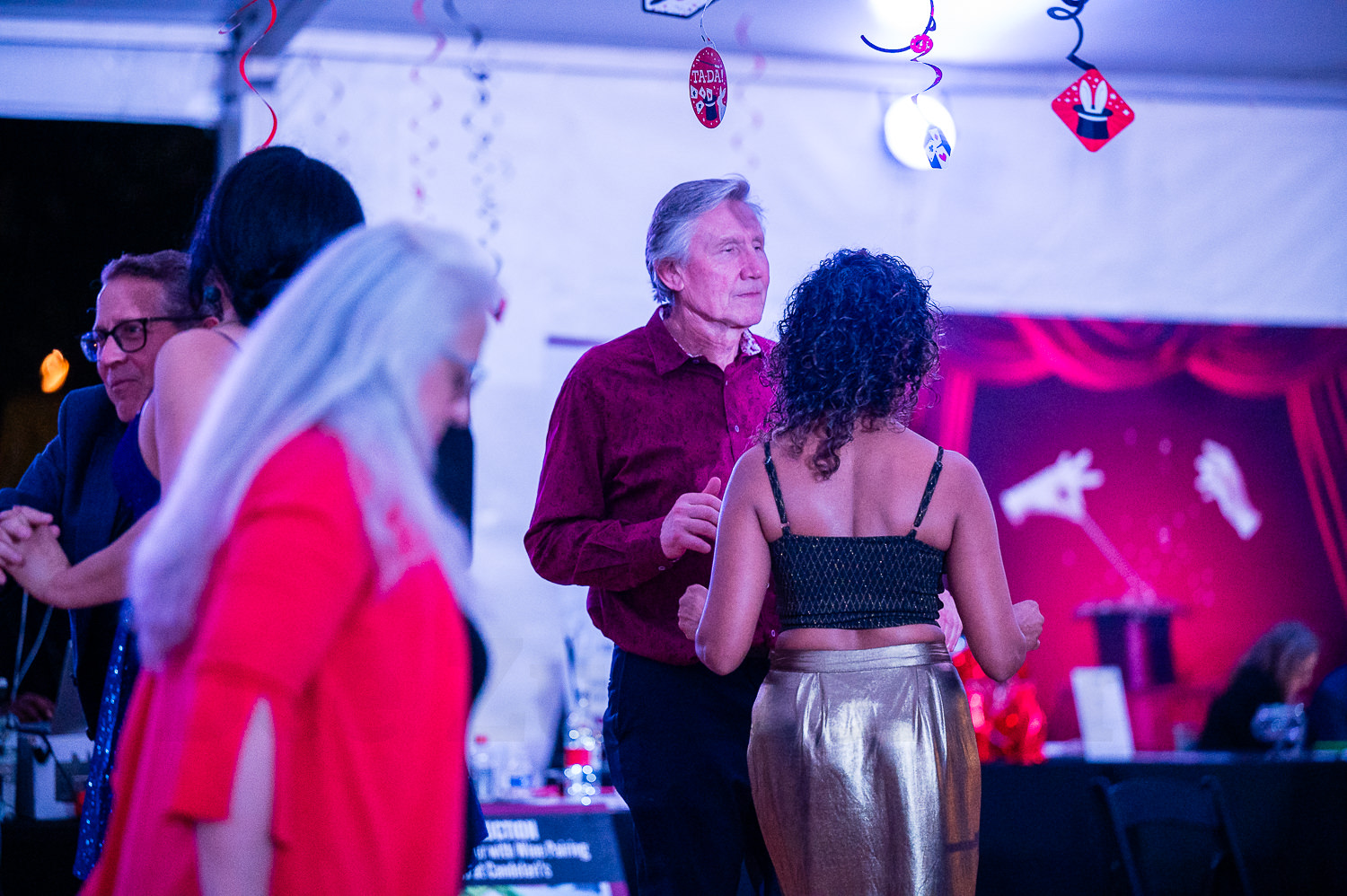 4215-BellaireParks-WineTappas-191.NEF  Houston Commercial Architectural Photographer Dee Zunker