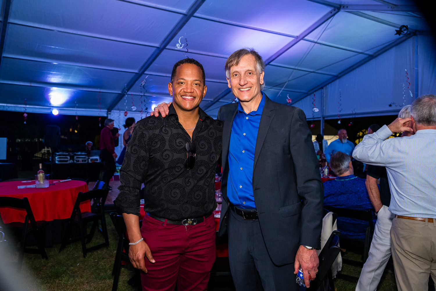 4215-BellaireParks-WineTappas-193.NEF  Houston Commercial Architectural Photographer Dee Zunker