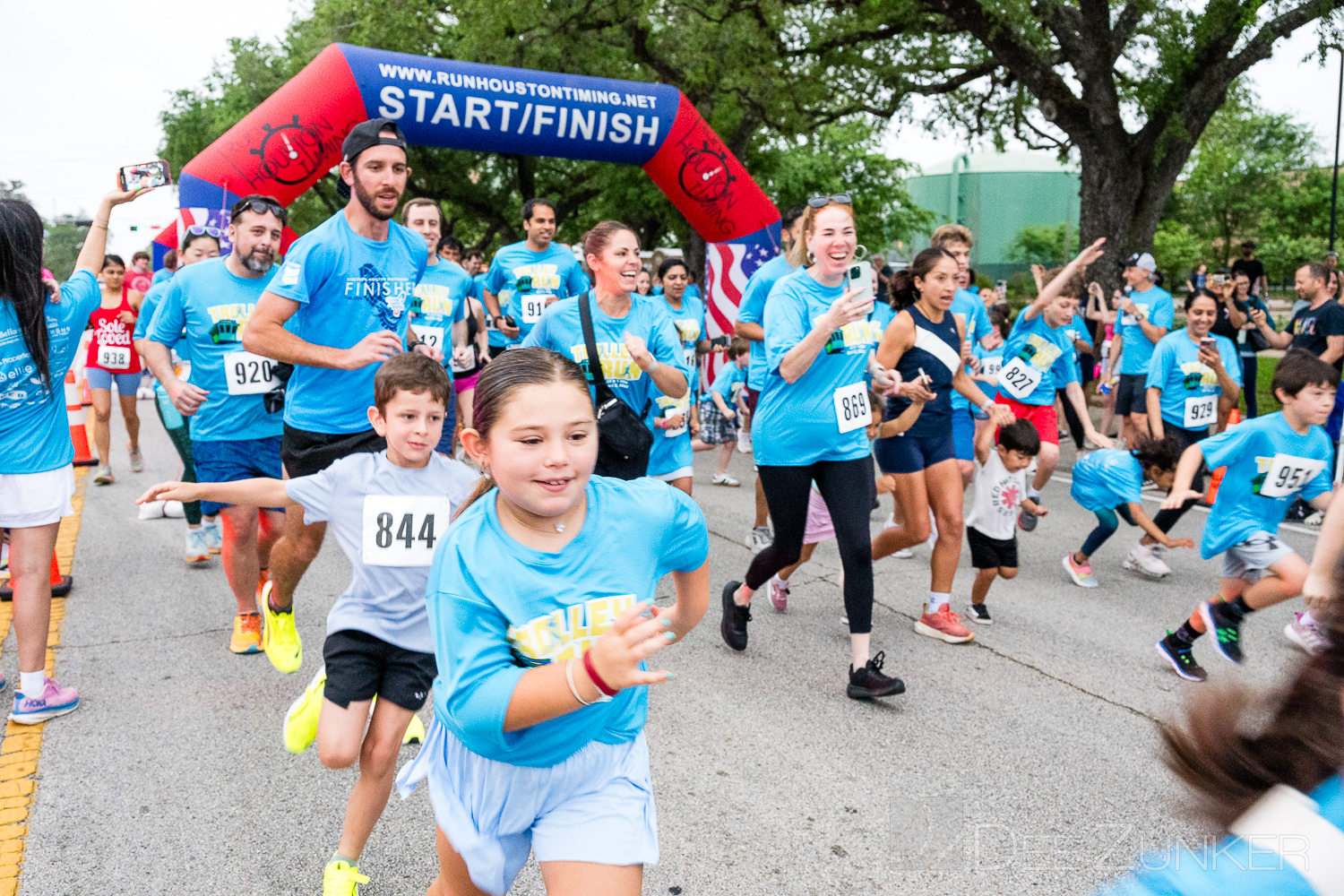 CityBellaire-TrolleyRun2025-1Mile-009.NEF  Houston Commercial Architectural Photographer Dee Zunker
