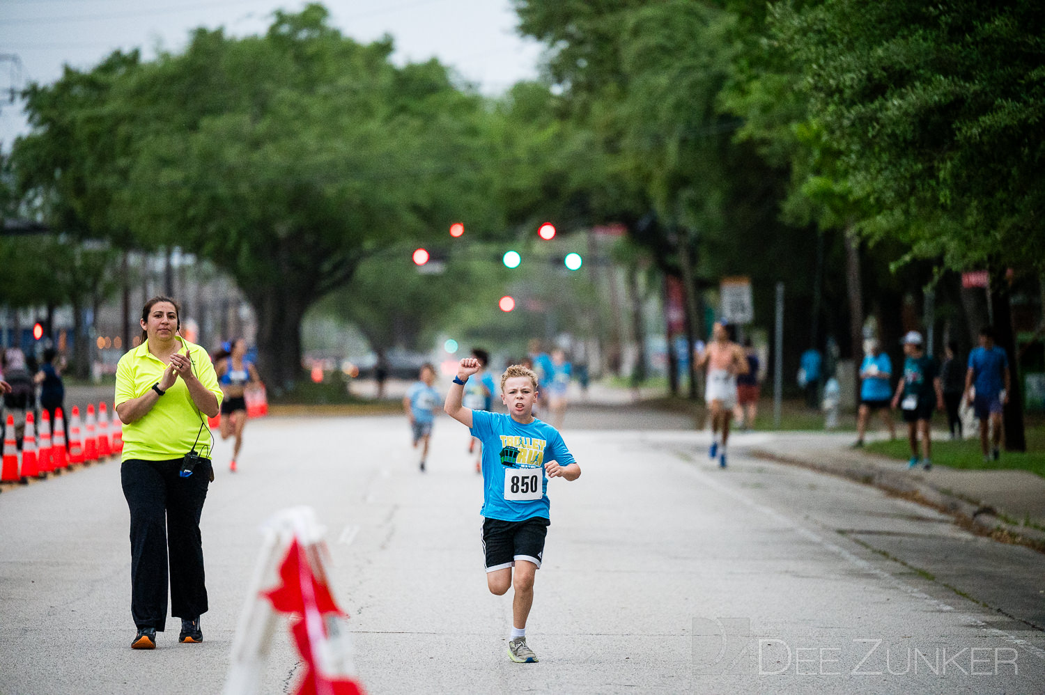 CityBellaire-TrolleyRun2025-1Mile-016.NEF  Houston Commercial Architectural Photographer Dee Zunker