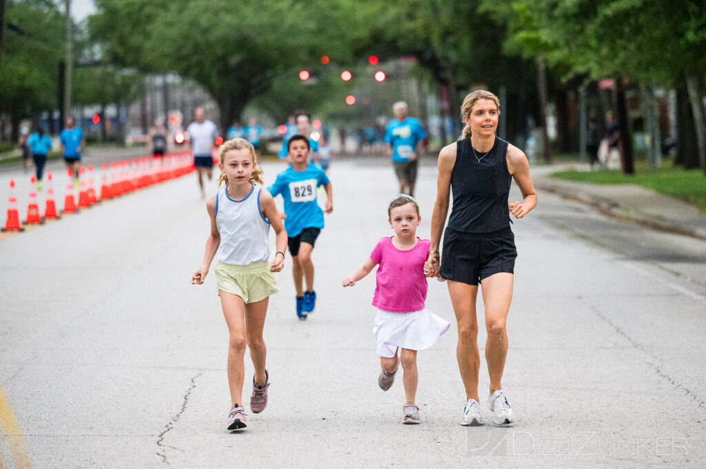 CityBellaire-TrolleyRun2025-1Mile-032.NEF Houston Commercial Architectural Photographer Dee Zunker