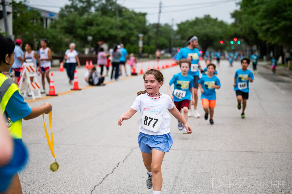 CityBellaire-TrolleyRun2025-1Mile-045.NEF Houston Commercial Architectural Photographer Dee Zunker