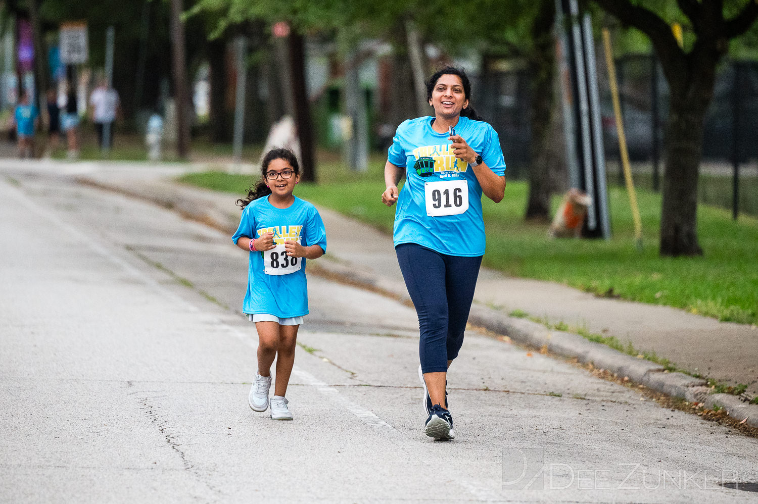 CityBellaire-TrolleyRun2025-1Mile-074.NEF  Houston Commercial Architectural Photographer Dee Zunker